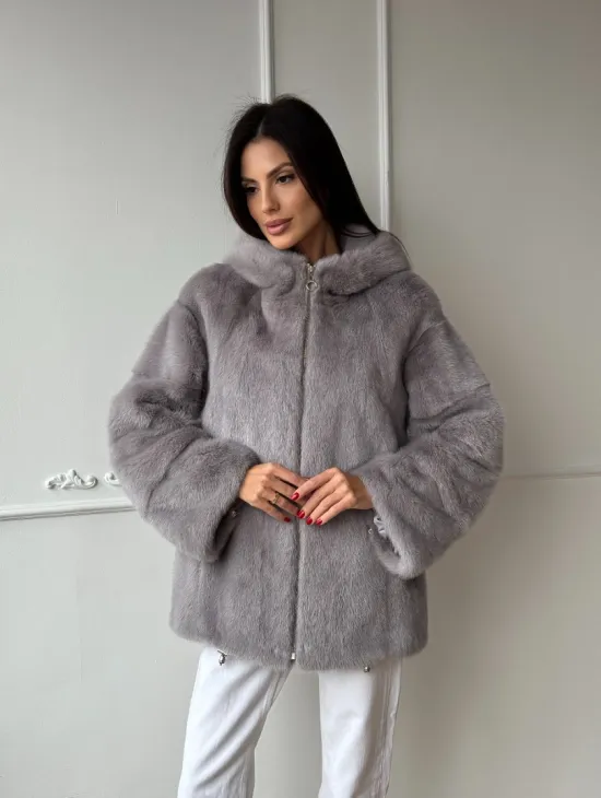 Женский меховой бомбер из аукционной норки с капюшоном  на молнии - фото 8