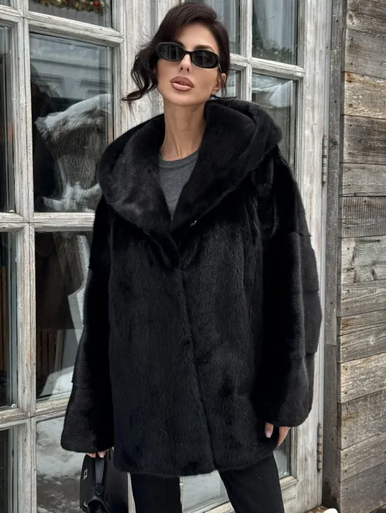 Черная зимняя шуба из меха норки Nafa mink с капюшоном - автоледи - фото 4