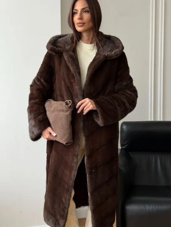 Коричневая норковая шуба с капюшоном - фото 5
