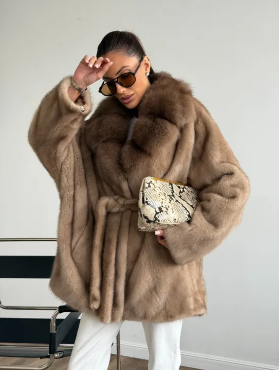 Шуба норковая с воротником куница - летучая мышь - фото 11