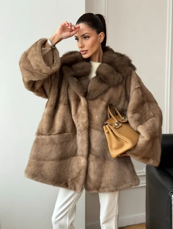 Шуба норковая с капюшоном куница - фото 8