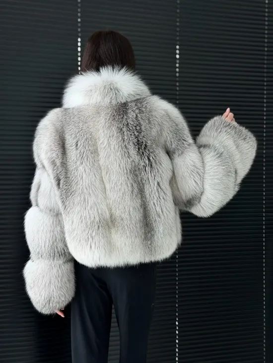 Шуба из меха арктической лисы - белая - фото 7